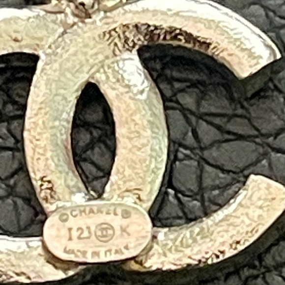 Chanel CC earrings - Picture 7 of 8